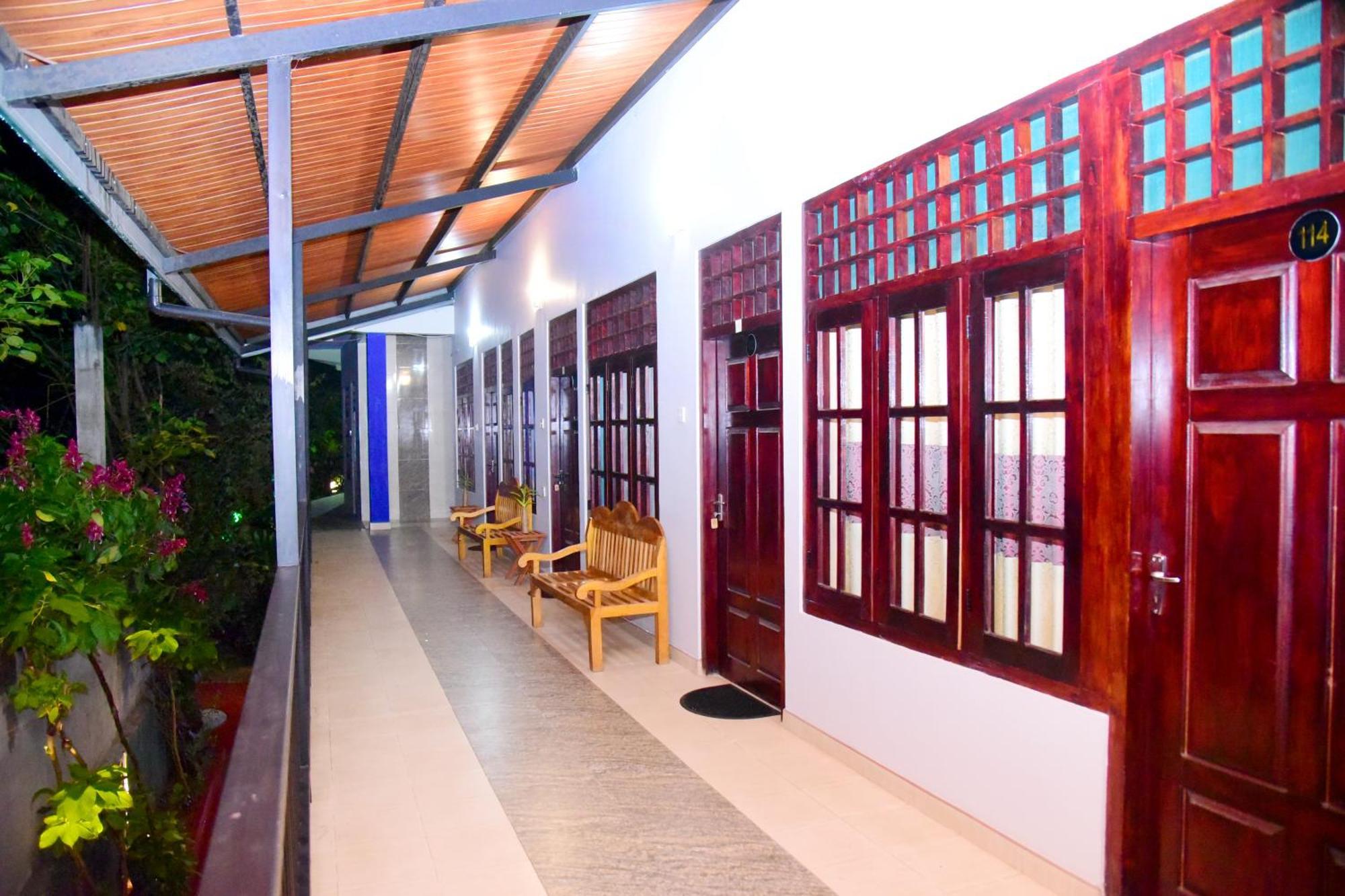 Heavens Gate Ella Hotel Екстериор снимка
